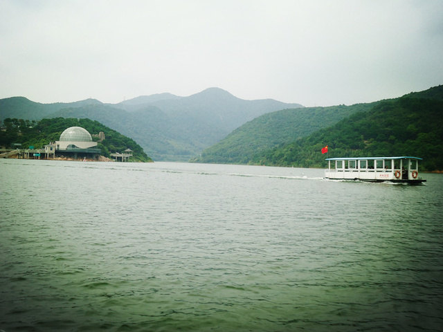 {賭波}(九龙湖旅游攻略 九龙湖好玩吗)