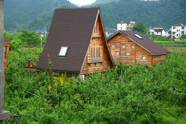 {線上賭場}(临安欢乐游农家乐)